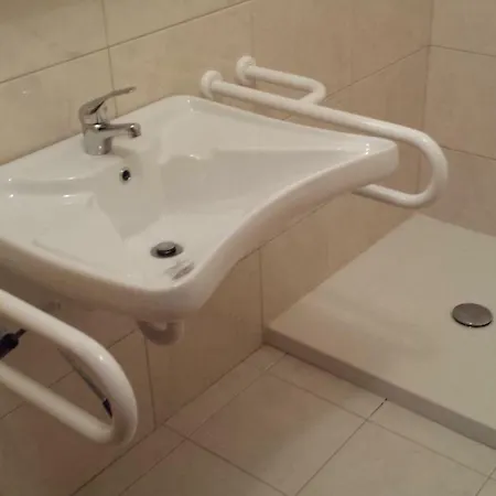 D. Fernando Gæstehus *